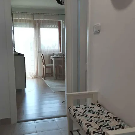In - Balaton 50626 Apartamento *